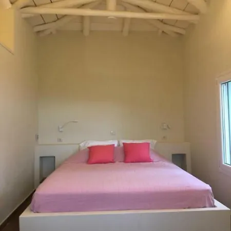 Amoena Retreat *